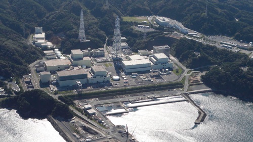 東日本大震災に耐えた東北電力・女川原子力発電所（写真：ロイター/アフロ）