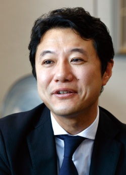 <b>早稲田大学ビジネススクール准教授<br /><span class="speaker06s">入山章栄</span></b>(写真=竹井 俊晴)