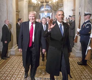 <b>「オバマ大統領（当時）が大統領選中にトランプタワーを盗聴していた」という爆弾ツイートを投下したものの、米下院情報委員会は証拠がないと明確に否定した</b>（写真＝：Anadolu Agency/Getty Images）