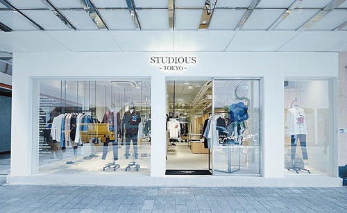 <b>トウキョウベースは4月、初の海外店舗となる「ステュディオス香港店」を開業した</b>