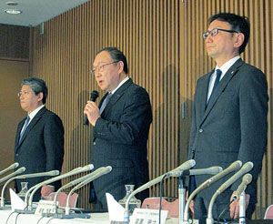 （写真＝時事）