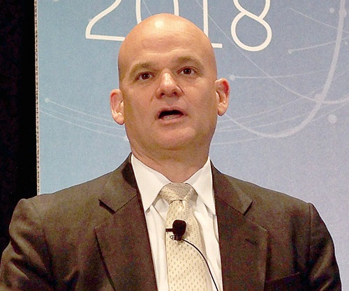 <span class="fontBold">米郵便公社のクラブ氏。「利便性のためにセキュリティーを犠牲にしてはならない」と語る</span>