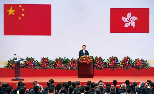 <b>香港返還20周年の式典で演説した習近平国家主席は、中国の国家主権を強調した</b><br />（写真＝VCG/Getty Images）