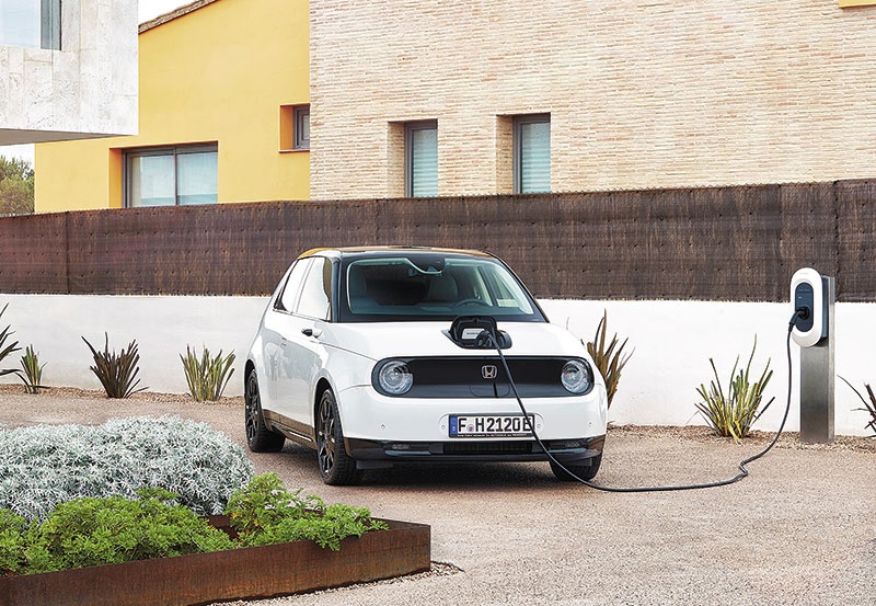 Evがエネルギーインフラに 家庭の電力を有効活用 日経ビジネス電子版 Evがエネルギーインフラに 家庭の電力を有効活用 日経ビジネス電子版