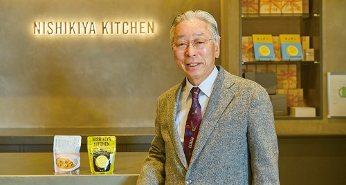 <span class="fontSizeL">自社ブランドも</span>