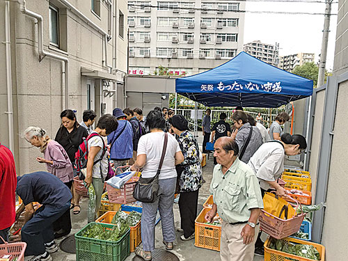 城南信用金庫、「顧客ファースト」徹底で逆風に抗う：日経ビジネス電子版