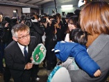 暴言で退任を表明した明石市長、市議会への11年分の怒りが爆発