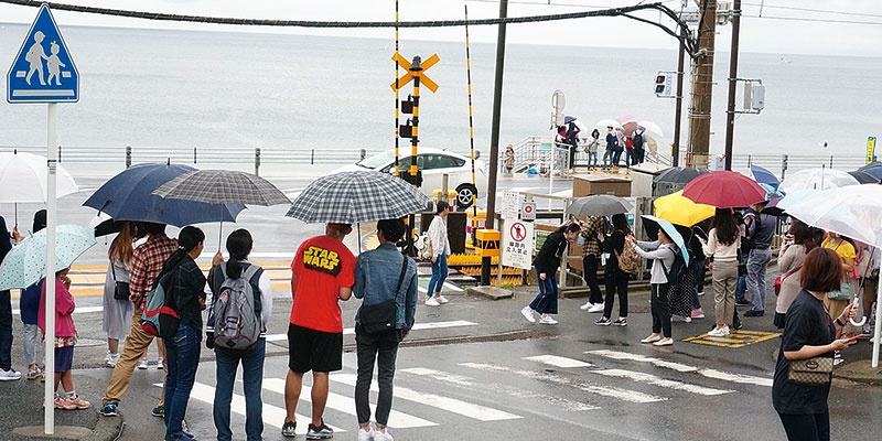 日本むしばむ 観光公害 訪日客6000万人は幻か 2ページ目 日経ビジネス電子版 日本むしばむ 観光公害 訪日客6000万人は幻か 2ページ目 日経ビジネス電子版