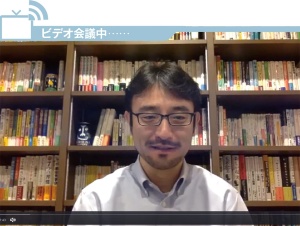 <span class="fontBold">楽天の楽天大学学長の仲山進也氏。チームビルディングが専門の1つ</span>