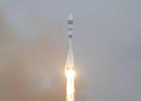 <span class="fontBold">4基の衛星の打ち上げをロシア企業に依頼し、カザフスタンの基地から発射、軌道投入に成功</span>
