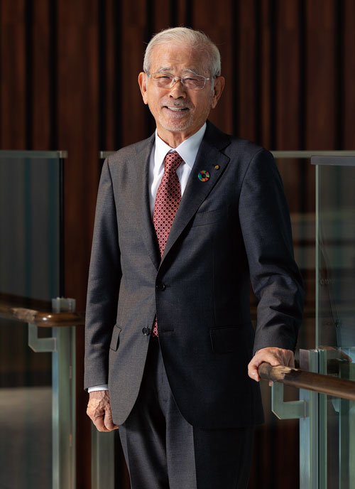 ヤマダ電機の礎　山田昇 Amazon | ヤマダ電機の礎 Historia et Philosophia de Yamada