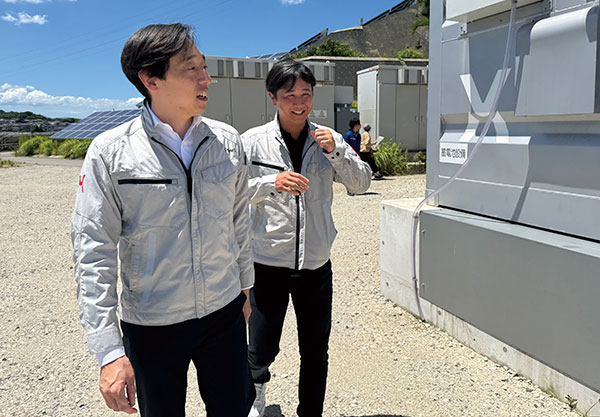 法人と個人の不動産の税務 問答式 平成１２年版 /清文社/伊藤裕幸（単行本） 法人と個人の不動産の税務 問答式 平成12年版 /清文社/伊藤裕幸（