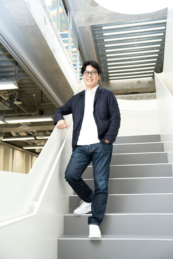 ジンズHD・田中仁会長CEO「“街づくり”に情熱を注ぐ」：日経ビジネス電子版