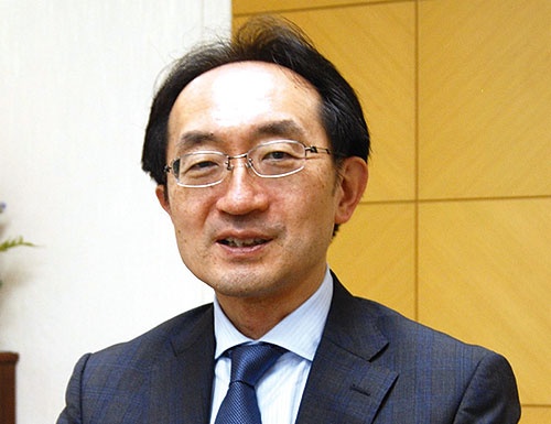 <span class="fontBold">長島 巌 氏</span>　Iwao Nagashima<br />三菱UFJ信託銀行社長。常務などを経て、2020年4月から現職。三菱UFJフィナンシャル・グループの副会長も兼務する。