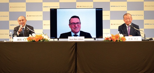 会見は越智氏、橋本氏に加え、ギルソン氏がオンラインでフランスから参加