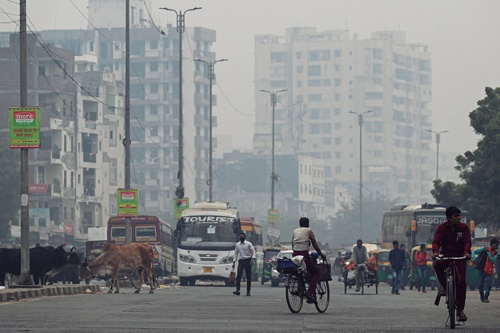 <span class="fontBold">スモッグが立ち込めるインドの首都ニューデリー</span>（写真=AFP/アフロ）