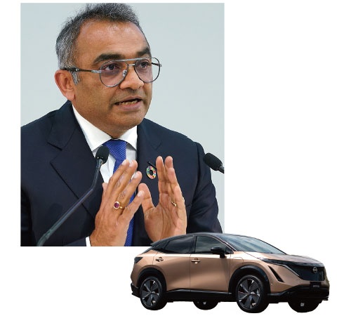 <span class="fontBold">会見する日産のグプタCOO。欧州向けエンジン開発の終了を明らかにした(2月8日)</span>