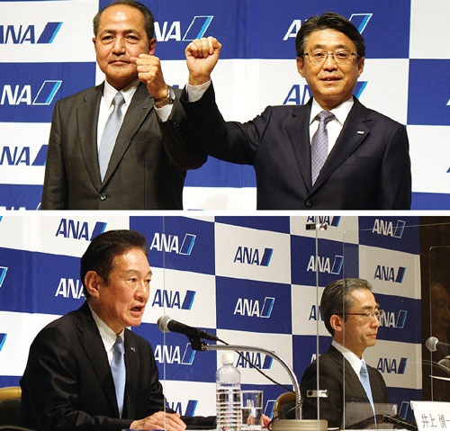 <span class="fontBold">ANAHD社長に就任する芝田浩二氏(上写真の左)と、ANA社長に就任する井上慎一氏(下写真の左)</span>