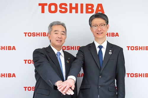 外資出身の島田社長（右）は柳瀬副社長（左）とタッグを組む