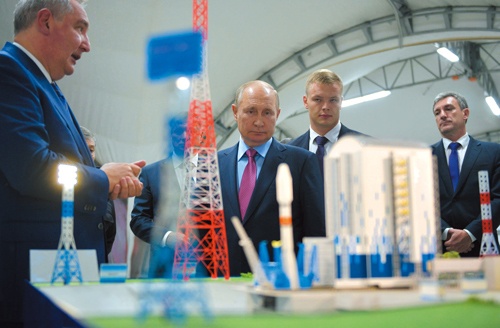 2021年9月に宇宙基地を訪問したプーチン大統領（写真=ロイター/アフロ）