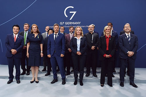 G7声明で脱炭素手法に「アンモニア」が初めて明記。（写真=ロイター/アフロ）