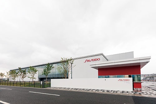 最先端のIoT技術を導入した福岡県久留米市の新工場(写真=諸石 信)