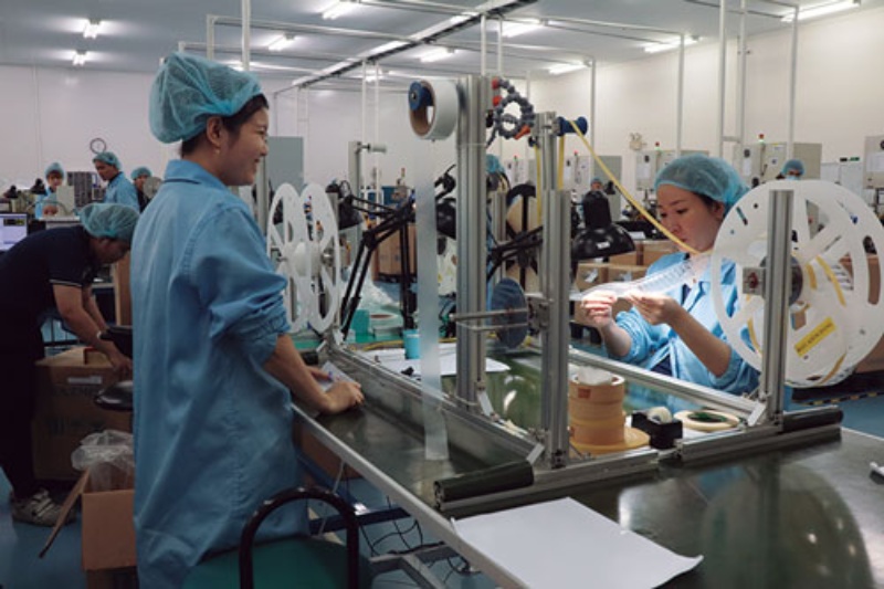 脱中国 企業が殺到 ベトナムも楽園ではない 日経ビジネス電子版 脱中国 企業が殺到 ベトナムも楽園ではない 日経ビジネス電子版