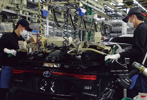 <span class="fontBold">2020年度当初こそ販売を減らしたトヨタ自動車だが、足元では生産が大幅に回復している(愛知県豊田市の高岡工場)</span>