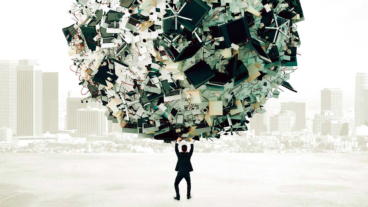 正社員361人に再び独自アンケート 管理職敬遠、深刻化 手本なき不安が重しに：日経ビジネス電子版