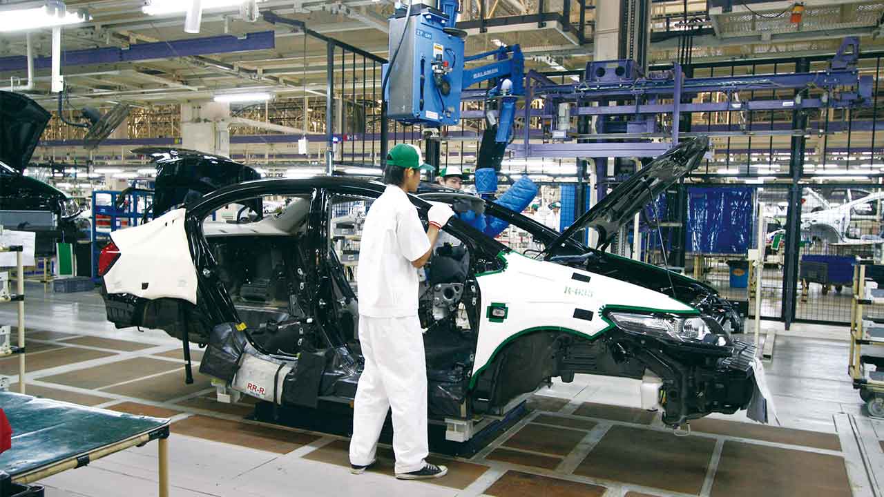 日立、分散型経営へ変革の10年 トランプの衝撃 地産地消ではね返す