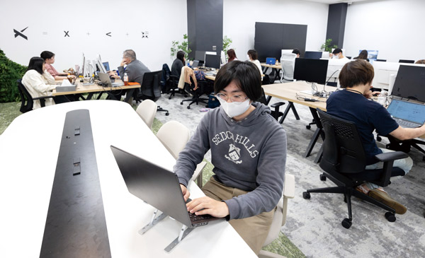 AIを生かして百人力 就職困難者を主力に：日経ビジネス電子版