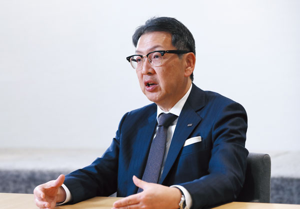 JERAの奥田久栄社長兼CEOに聞く「世界の脱炭素化は止まらない」：日経