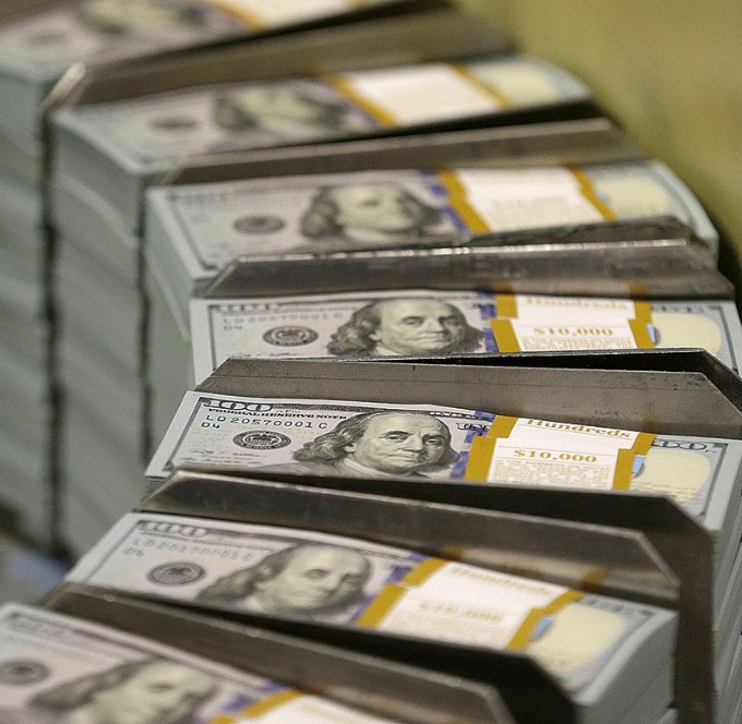 なぜか流通量増える100ドル札 1ドル札を上回る 日経ビジネス電子版 なぜか流通量増える100ドル札 1ドル札を上回る 日経ビジネス電子版