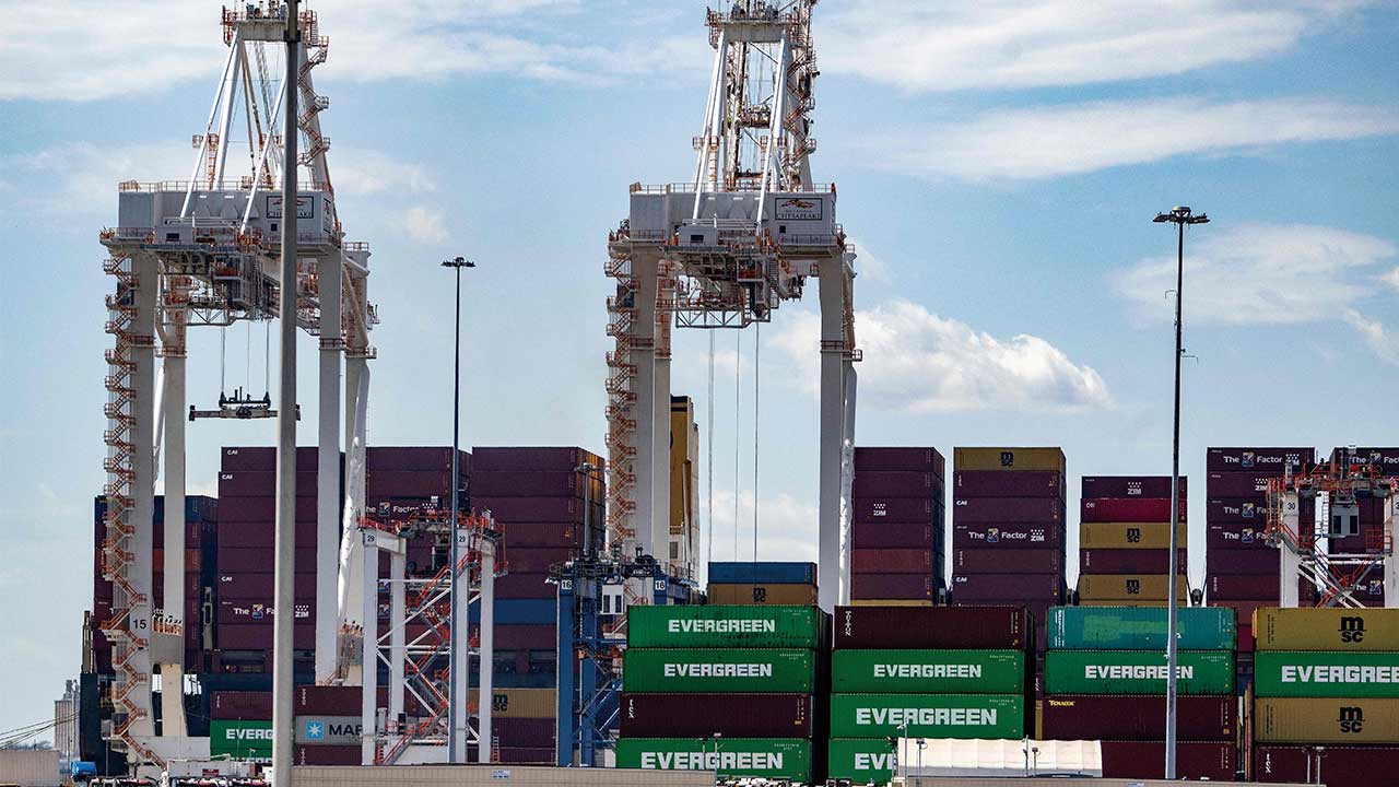 米中関税「停戦」で海運に嵐の予想　急減した予約が急増する恐れ