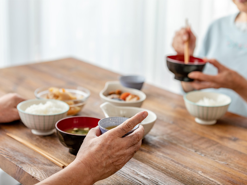 長寿への第一歩は孤食の回避、「食べろ」と言われても食べたくない
