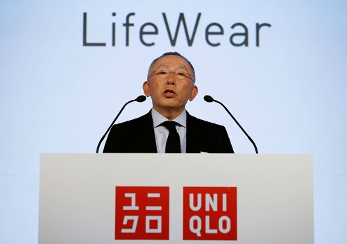 2017年、ファーストリテイリングの柳井正会長兼社長は「情報製造小売業」を目指すとして、デジタル技術などを活用した全社改革「有明プロジェクト」を本格的にスタートさせた(写真:ロイター/アフロ)
