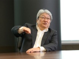 HOYAの鈴木CEO退任 在任21年、貫いた「遠心力経営」