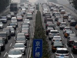 中国の自動車消費刺激策、笑うのは誰？