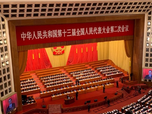 5日午前、開幕した中国の第13期全国人民代表大会第2回会議（全人代、北京の人民大会堂）