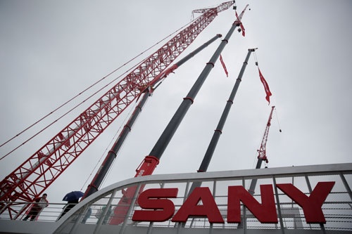 三一重工のブランドは「SANY」。中国内で3割近いシェアを持つ(写真：ロイター＝共同）