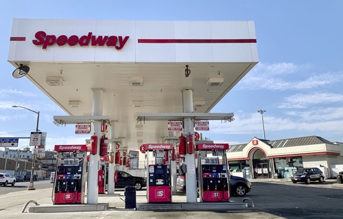 米スピードウェイはガソリンスタンド併設型のコンビニを多く展開している(写真:共同通信)