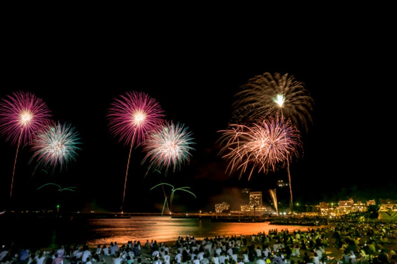 全国で相次ぐ花火大会の中止 背景にあるのは 日経ビジネス電子版 全国で相次ぐ花火大会の中止 背景にあるのは 日経ビジネス電子版