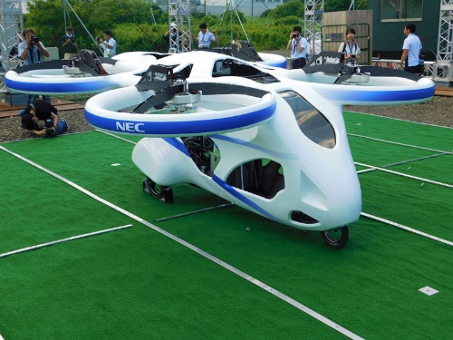 NECが8月5日に発表した「空飛ぶクルマ」の試作機