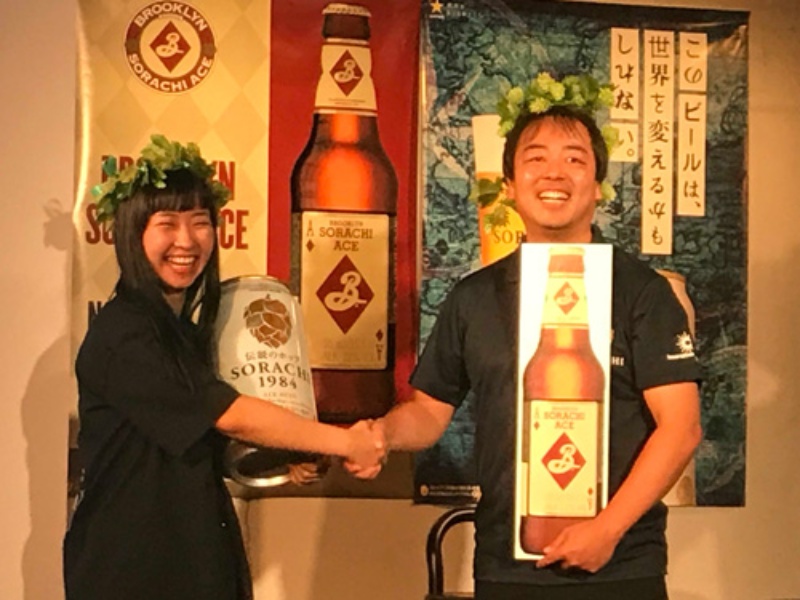 サッポロとキリン 前代未聞のコラボ の裏に 凱旋帰国 のあの原料 日経ビジネス電子版 サッポロとキリン 前代未聞のコラボ の裏に 凱旋帰国 のあの原料 日経ビジネス電子版