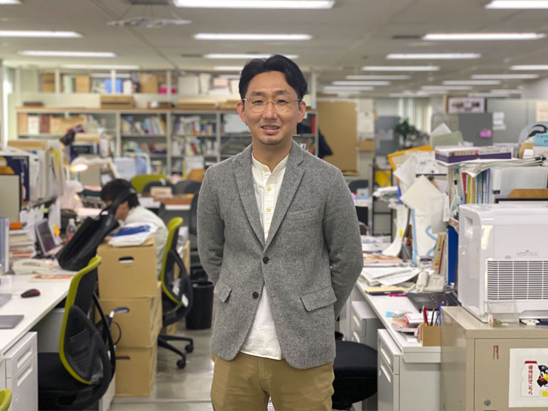 ウェブの自社開発を捨てた月刊「文藝春秋」、責任者は31歳