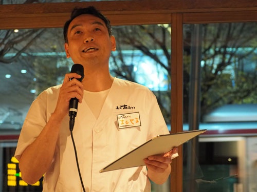 「寿司 あおい」の事業責任者を務めるダイニングイノベーションの丸山晃執行役員