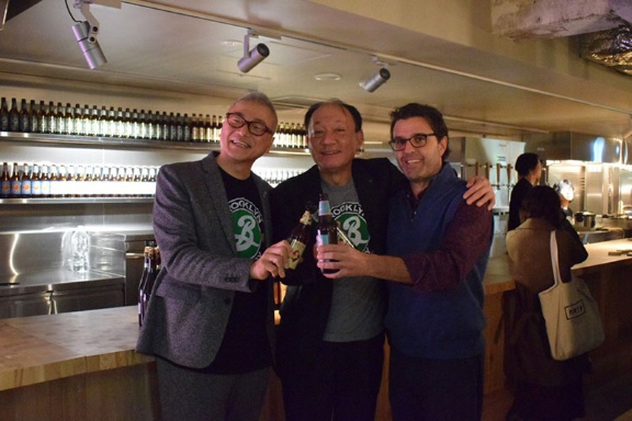 キリンが 金融の街 にクラフトビール店開業 縮小市場に抗えるか 日経ビジネス電子版 キリンが 金融の街 にクラフトビール店開業 縮小市場に抗えるか 日経ビジネス電子版