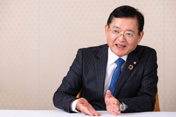 年は復活の1年に 東芝の車谷会長が誓い 日経ビジネス電子版 年は復活の1年に 東芝の車谷会長が誓い 日経ビジネス電子版