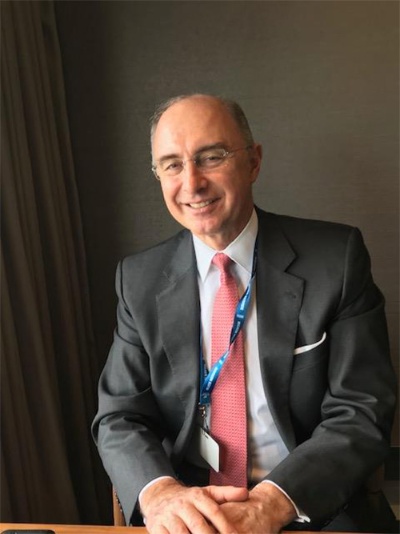 <span class="fontBold">ザビエル・ロレット(Xavier Rolet)</span><br />英CQS最高経営責任者(CEO)<br />フランス生まれ。1984年米コロンビア経営大学院修了後、米ゴールドマン・サックス証券からキャリアをスタートし、クレディ・スイス・ファースト・ボストン証券(当時)、リーマン・ブラザーズなどを経て2009年5月、ロンドン証券取引所のCEOに就任。2017年11月に退任し、2019年1月から現職。