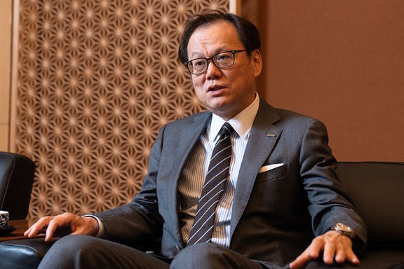 みずほfg社長 今年度から副業解禁したい 日経ビジネス電子版